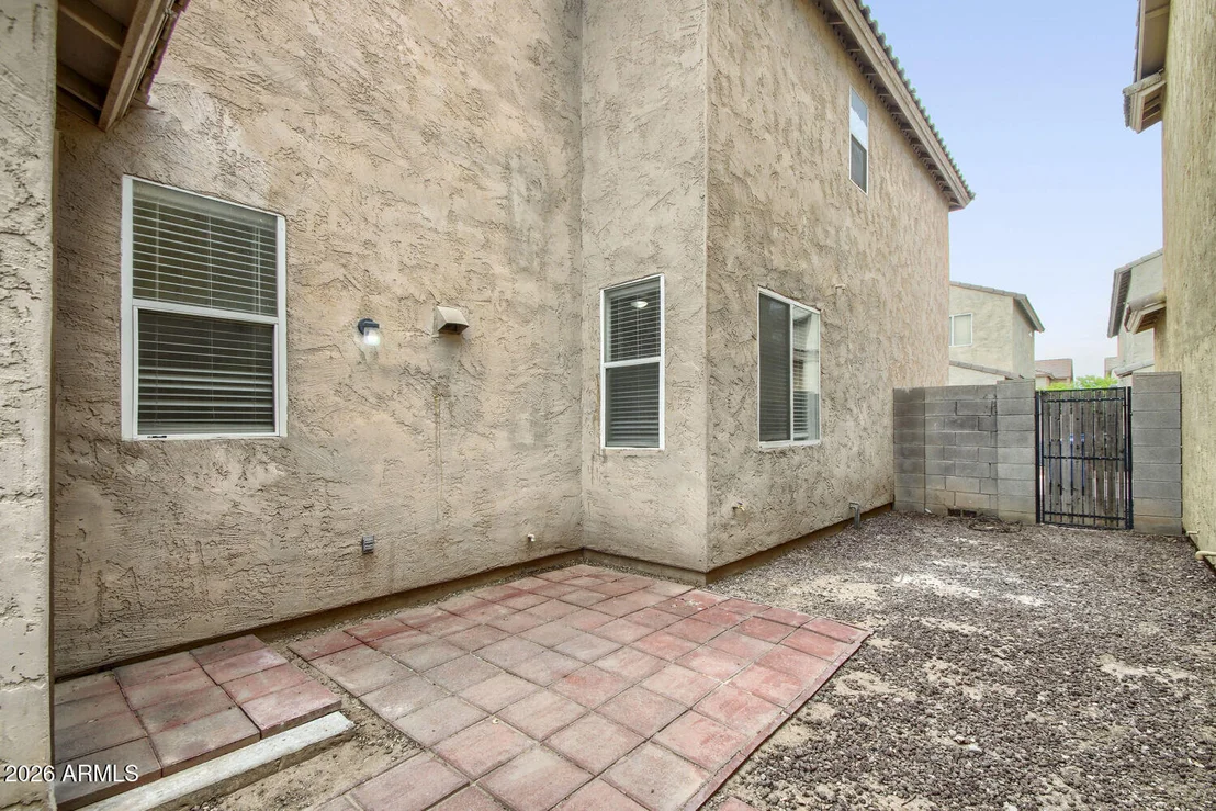 Photo of 5211 W Warner St Street
