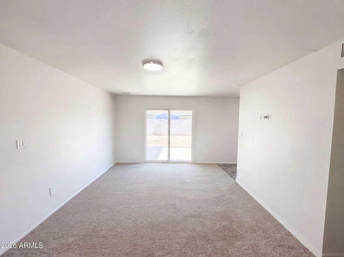 Photo of 5908 W CALAVAR Road