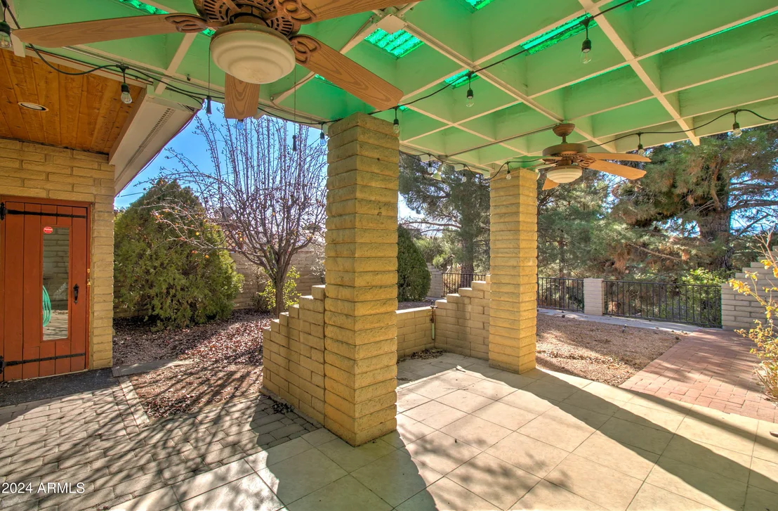 Photo of 295 E HUNTER Drive