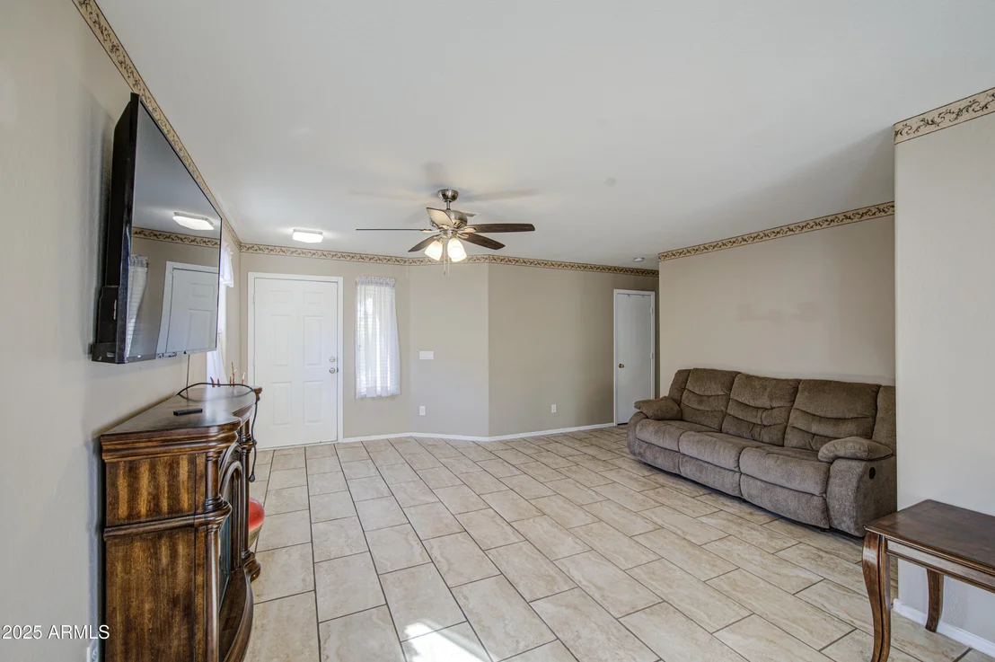 Photo of 6872 E PINE Way