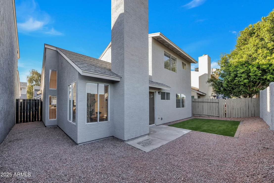 Photo of 18633 N 4TH Avenue