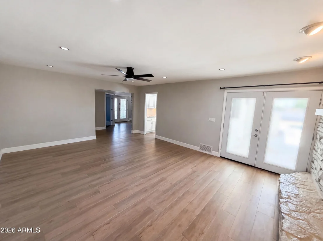 Photo of 830 N ALMOND Circle