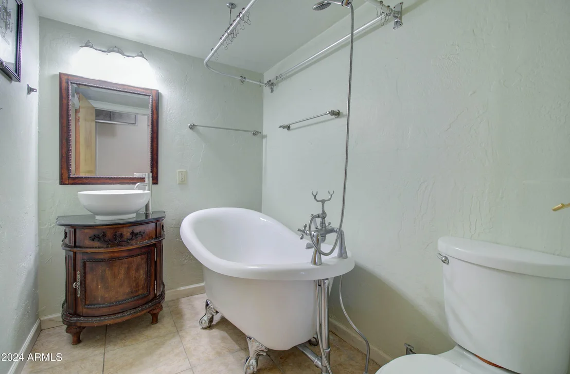 Photo of 295 E HUNTER Drive