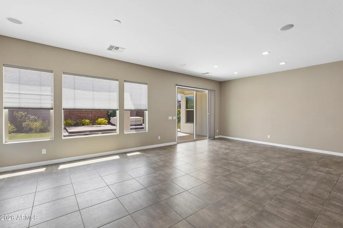 Photo of 3325 E Coconino Drive