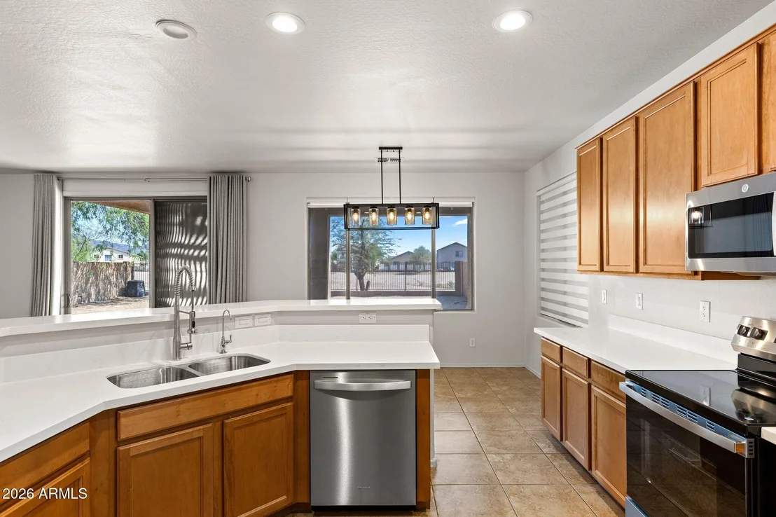 Photo of 5617 W CARSON Road