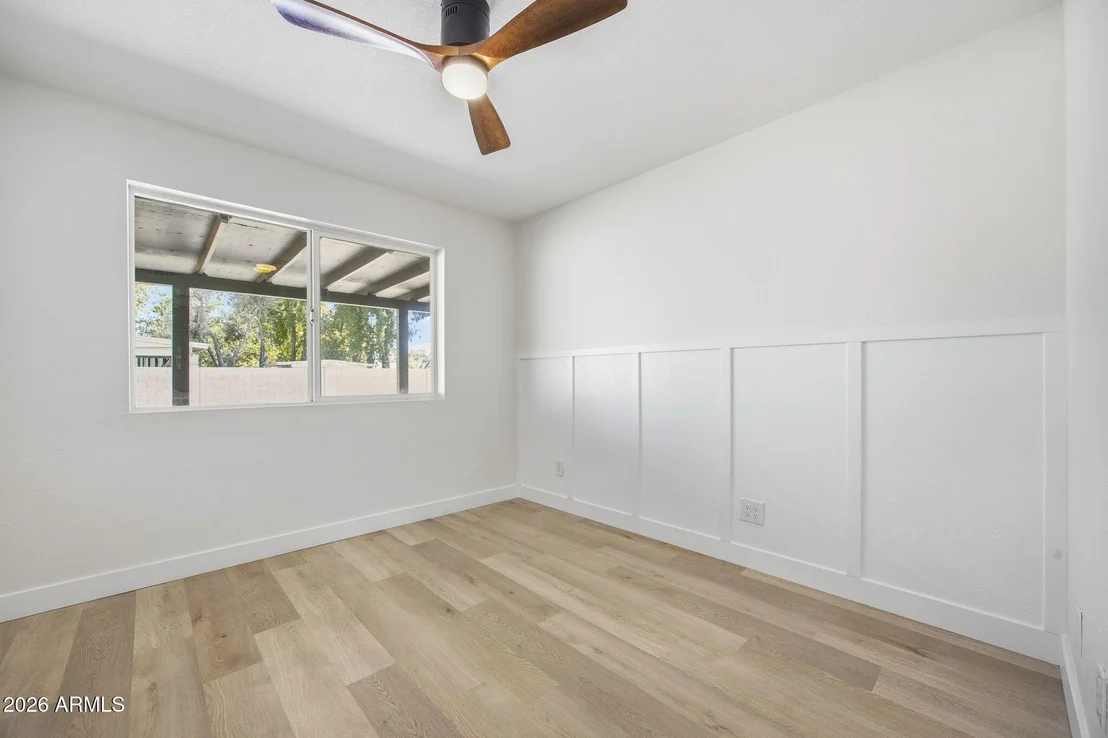 Photo of 1215 W WESCOTT Drive