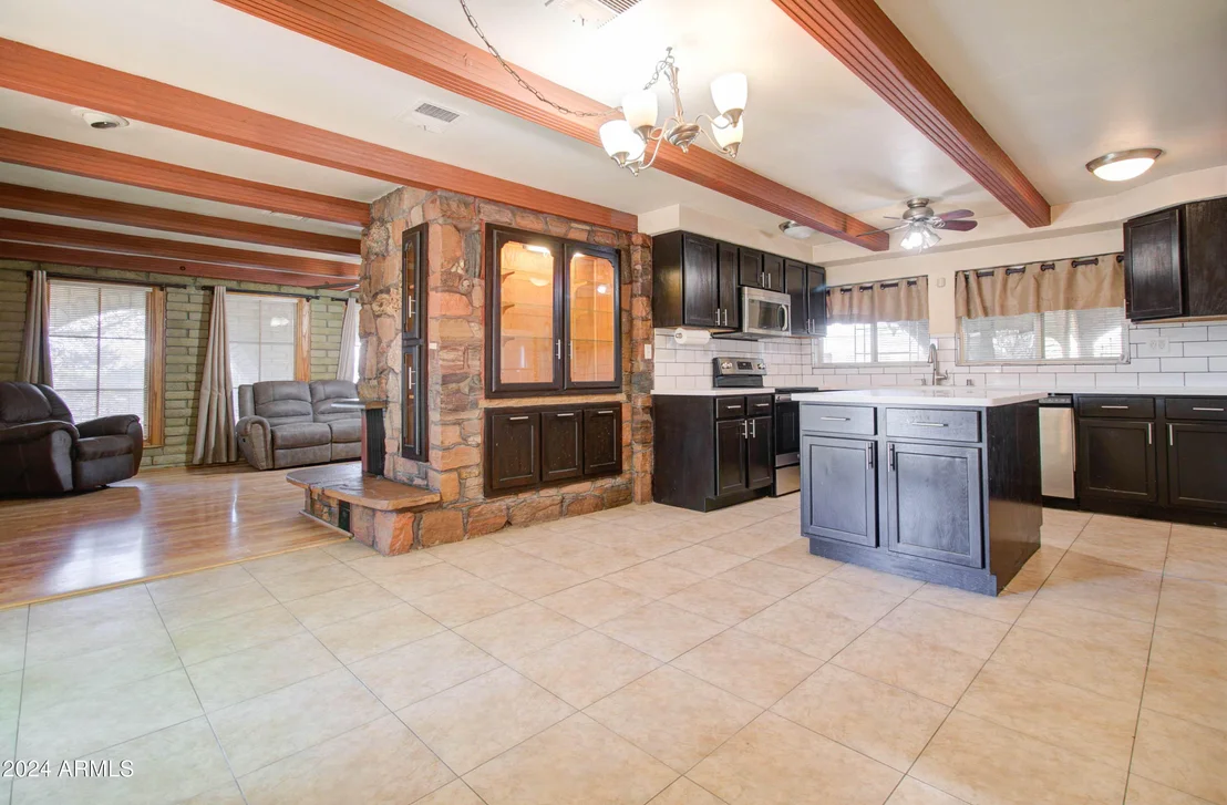 Photo of 295 E HUNTER Drive