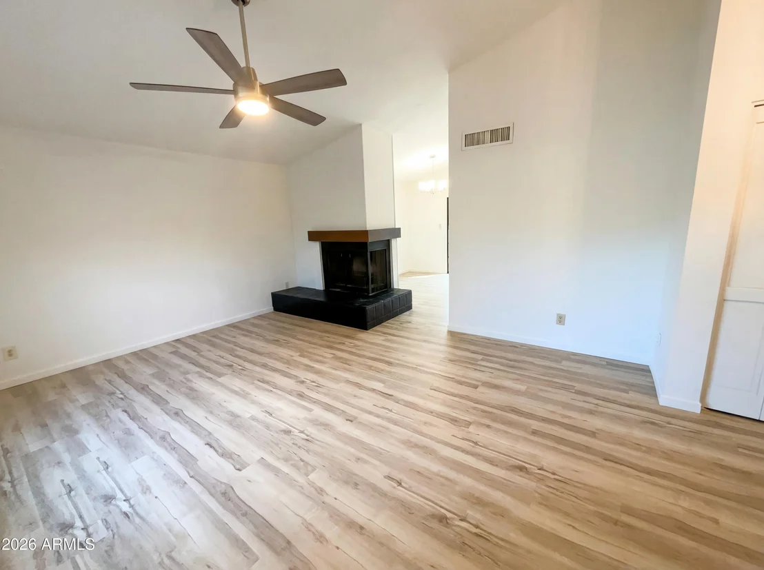 Photo of 1803 W KIOWA Circle