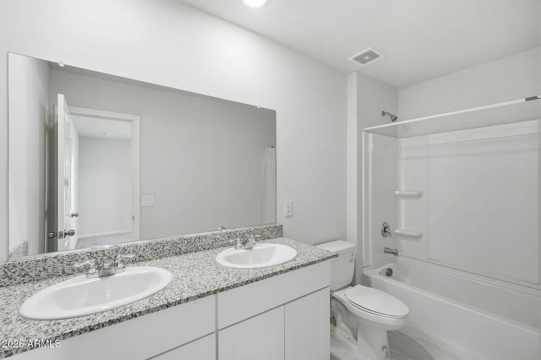 Photo of 218 S APACHE Avenue