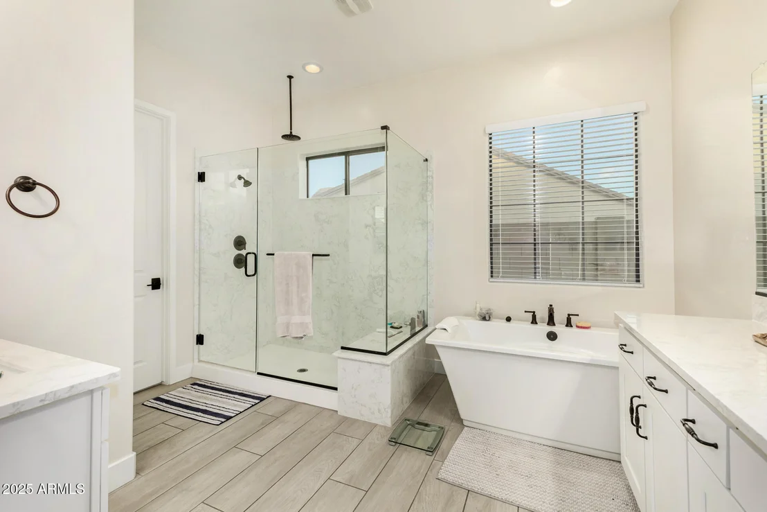 Photo of 737 E NIGHTHAWK Way
