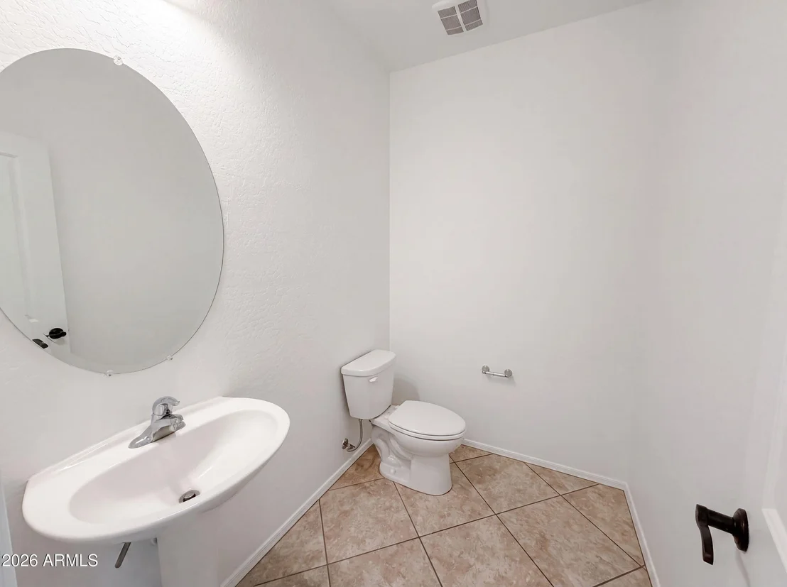 Photo of 21276 W BERKELEY Road