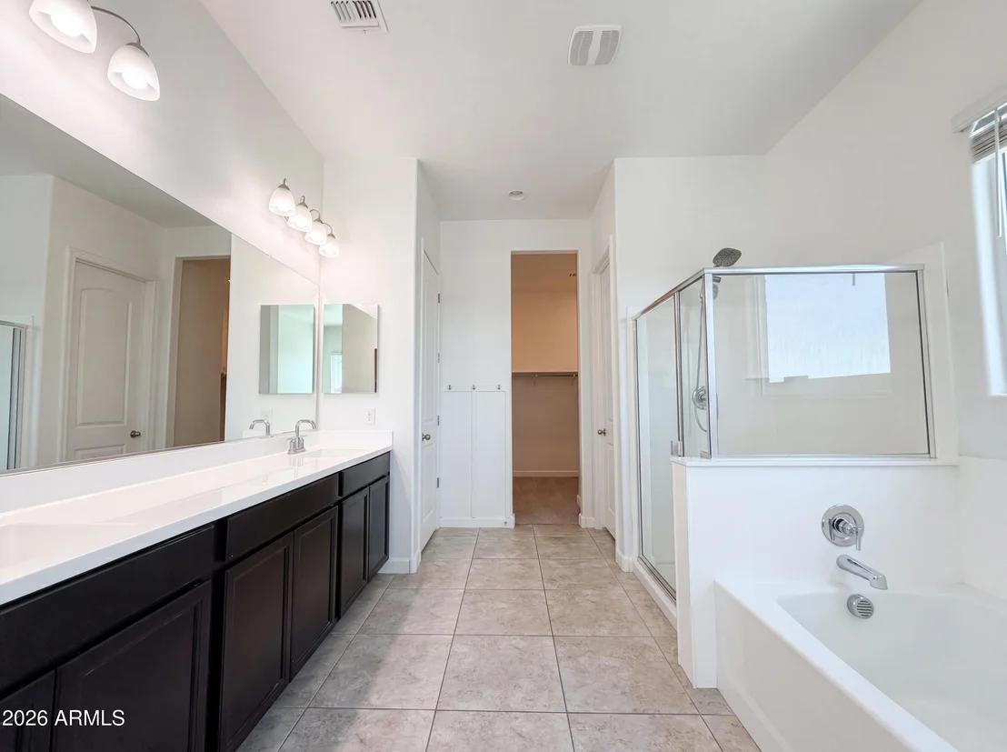 Photo of 2528 N COMISKEY Drive