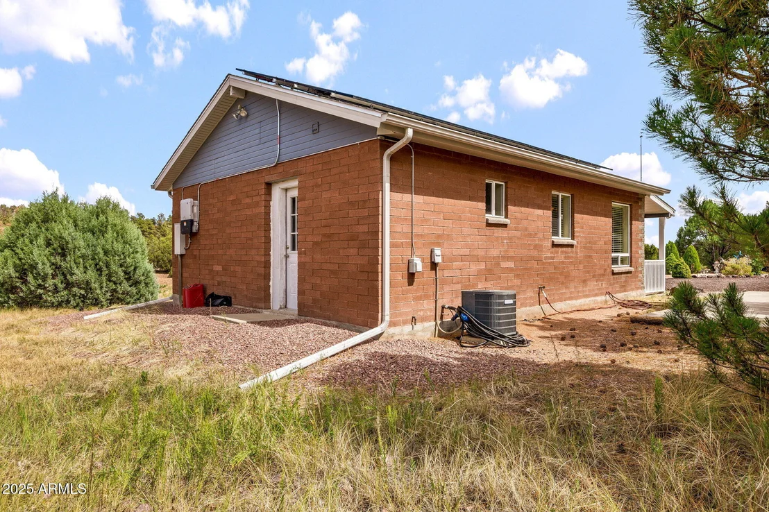 Photo of 5330 APRIL Place