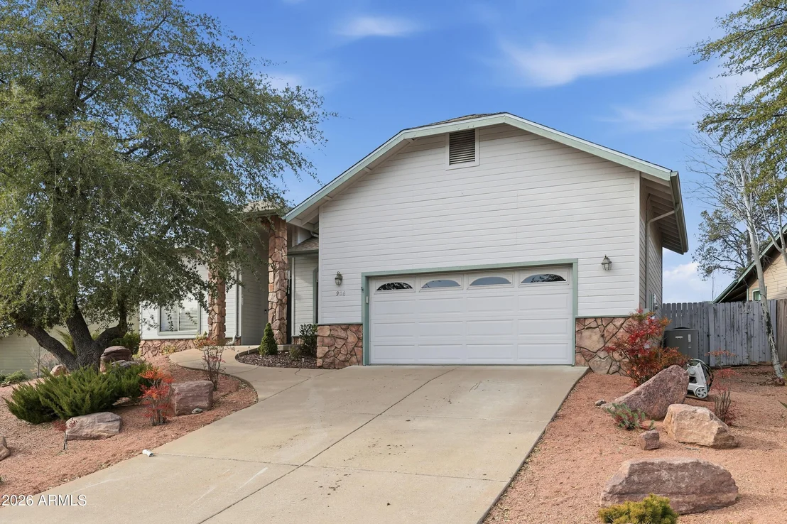 Photo of 906 W WILDERNESS Trail