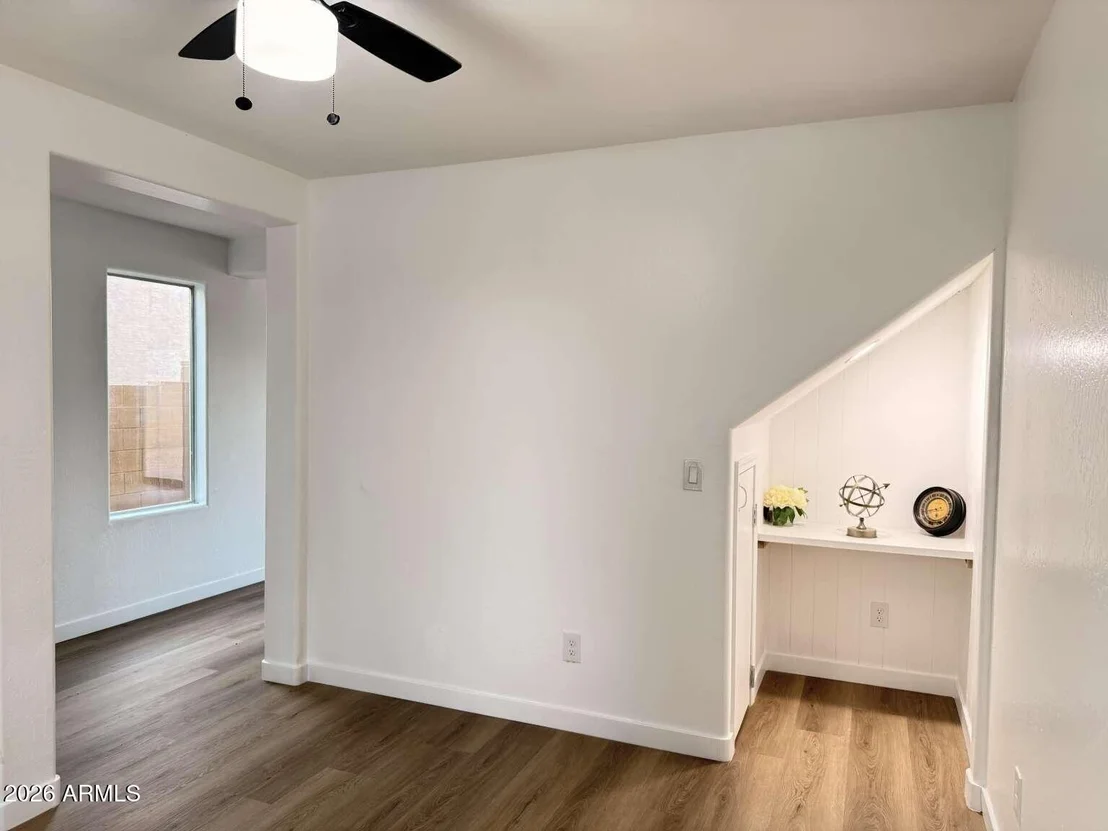 Photo of 4614 W JUNIPER Avenue