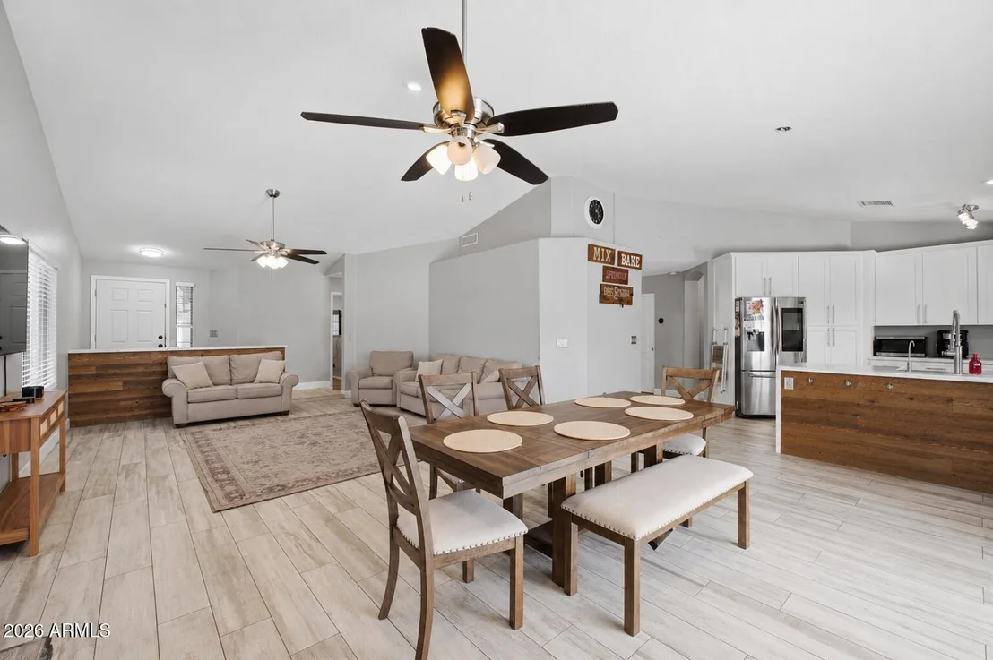 Photo of 663 E JASMINE Circle