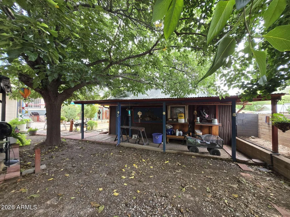 Photo of 501 W VISTA Street
