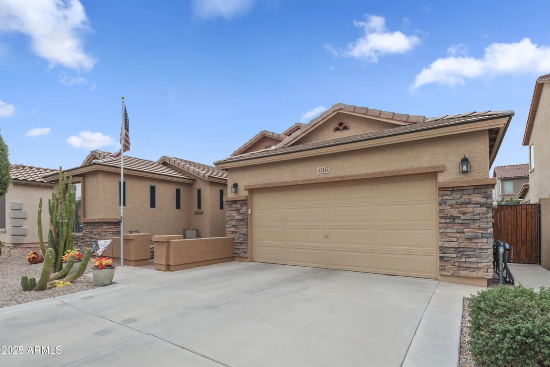 Photo of 43415 W LINDGREN Drive