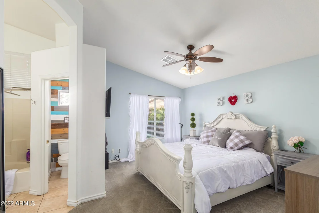 Photo of 8714 W GRANADA Road