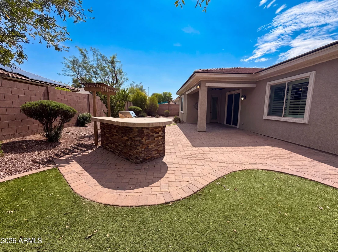 Photo of 7420 W CRABAPPLE Drive