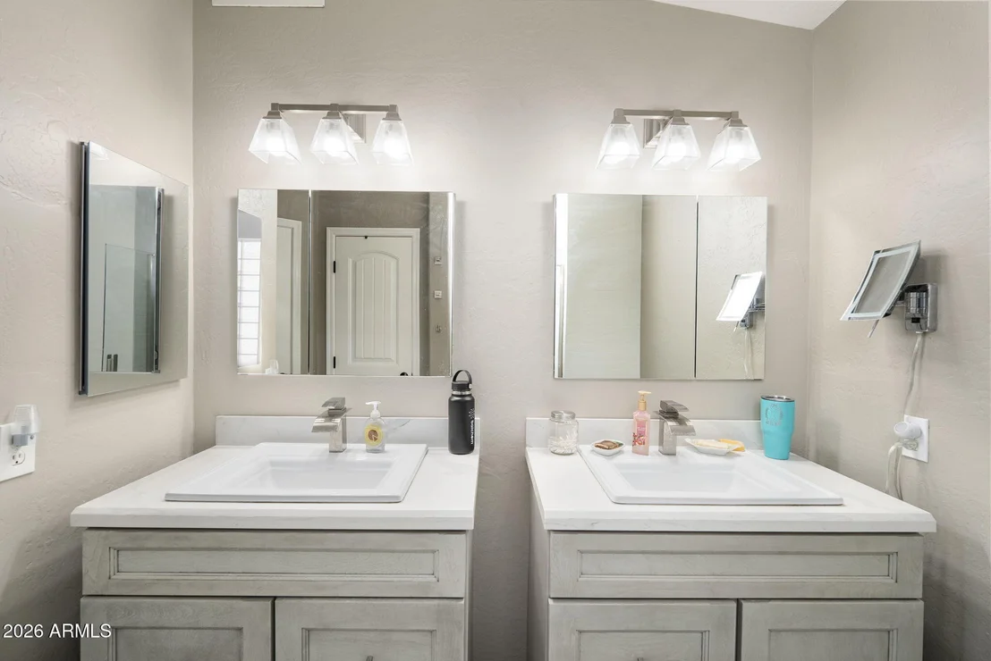 Photo of 732 S VALLE VERDE --