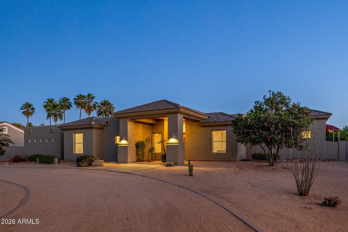 Photo of 2687 E ARROWHEAD Trail