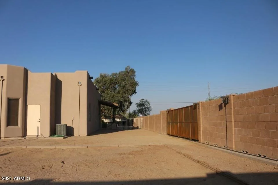 Photo of 2707 W DESERT RANCH Road