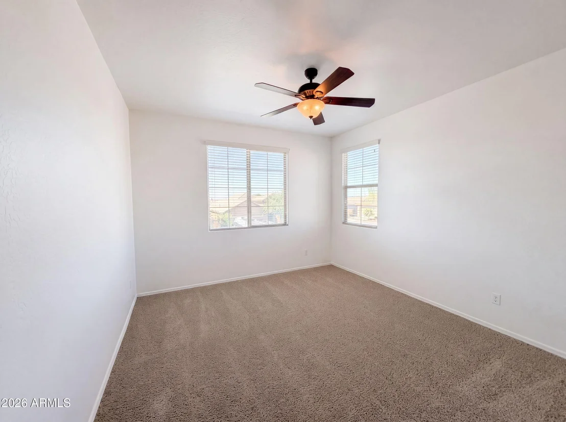 Photo of 21276 W BERKELEY Road