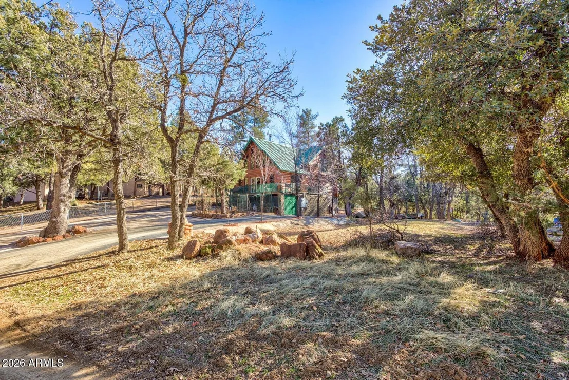 Photo of 6653 W RIDGE Road