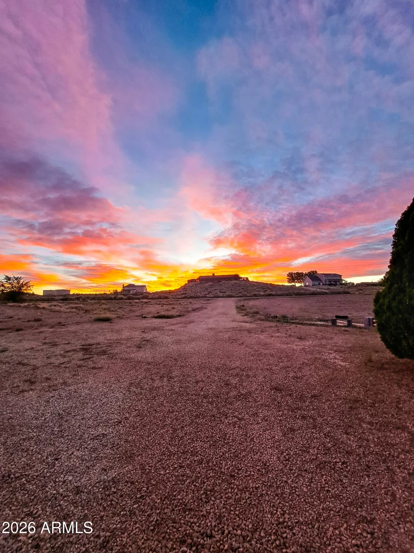 Photo of 3001 MOUNTAIN Drive