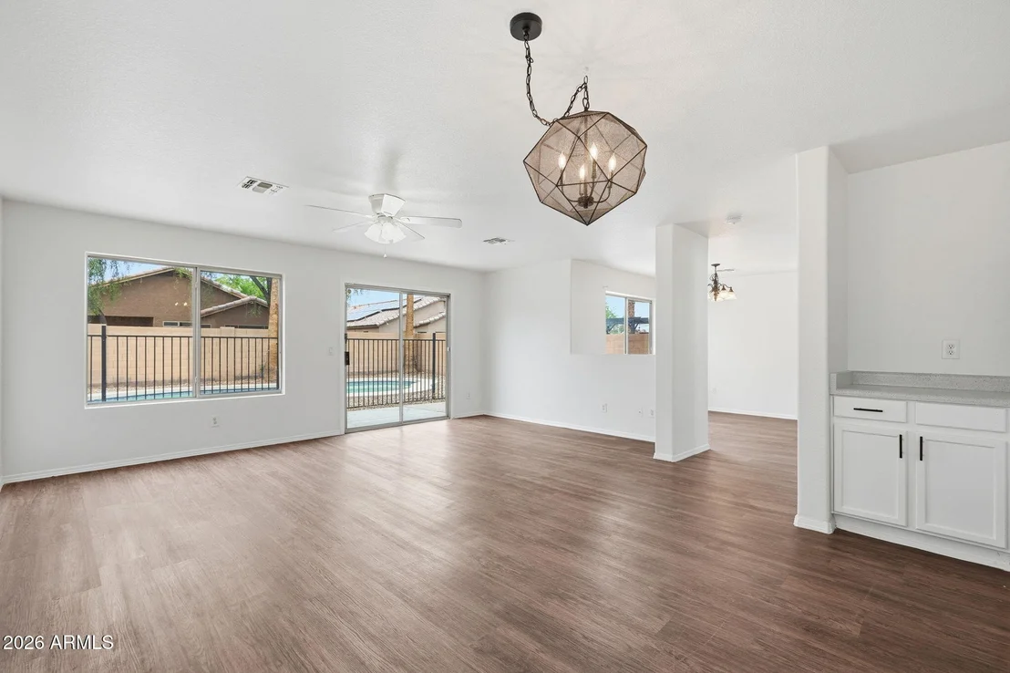 Photo of 16218 W DAVIS Road