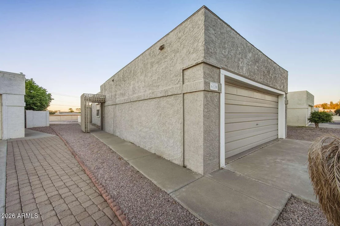 Photo of 6120 E AUGUSTA Circle