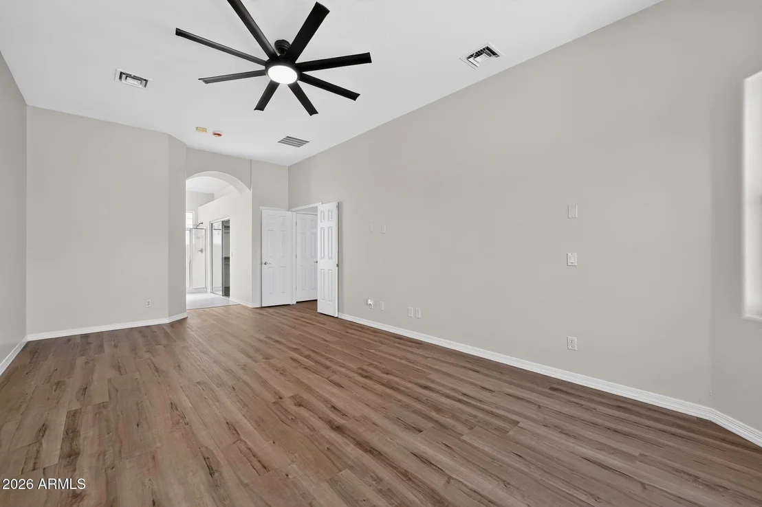 Photo of 48 E ELGIN Street