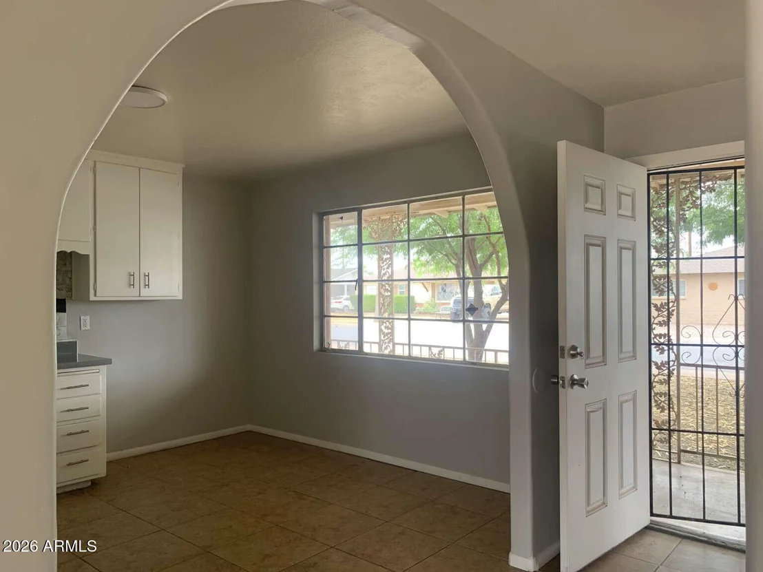Photo of 3006 W STELLA Lane