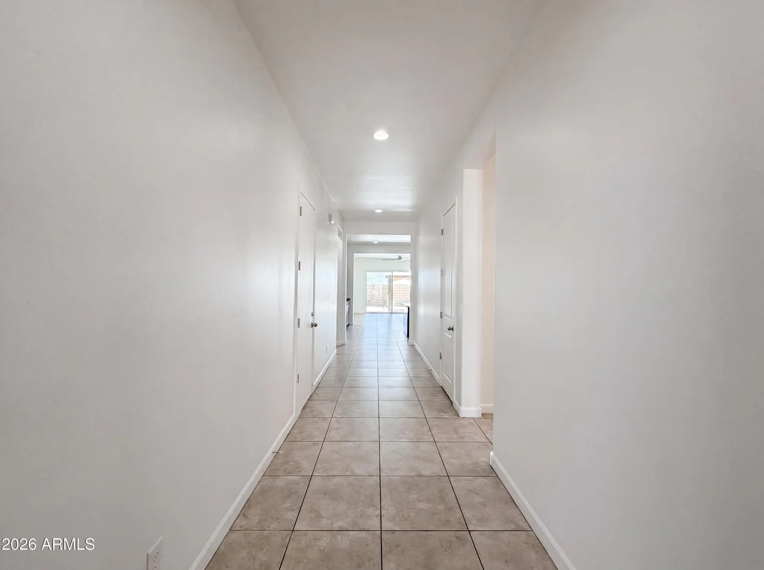 Photo of 2528 N COMISKEY Drive