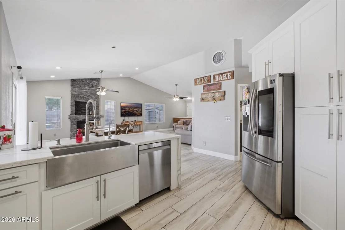 Photo of 663 E JASMINE Circle