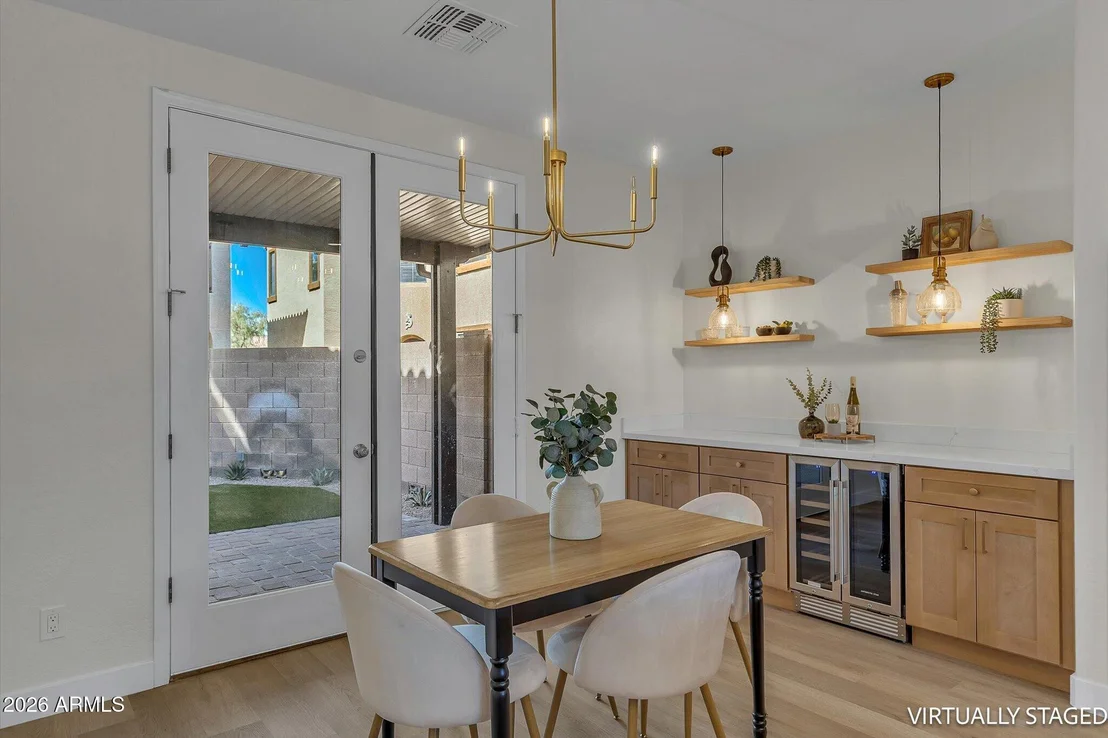 Photo of 2414 W JAKE Haven