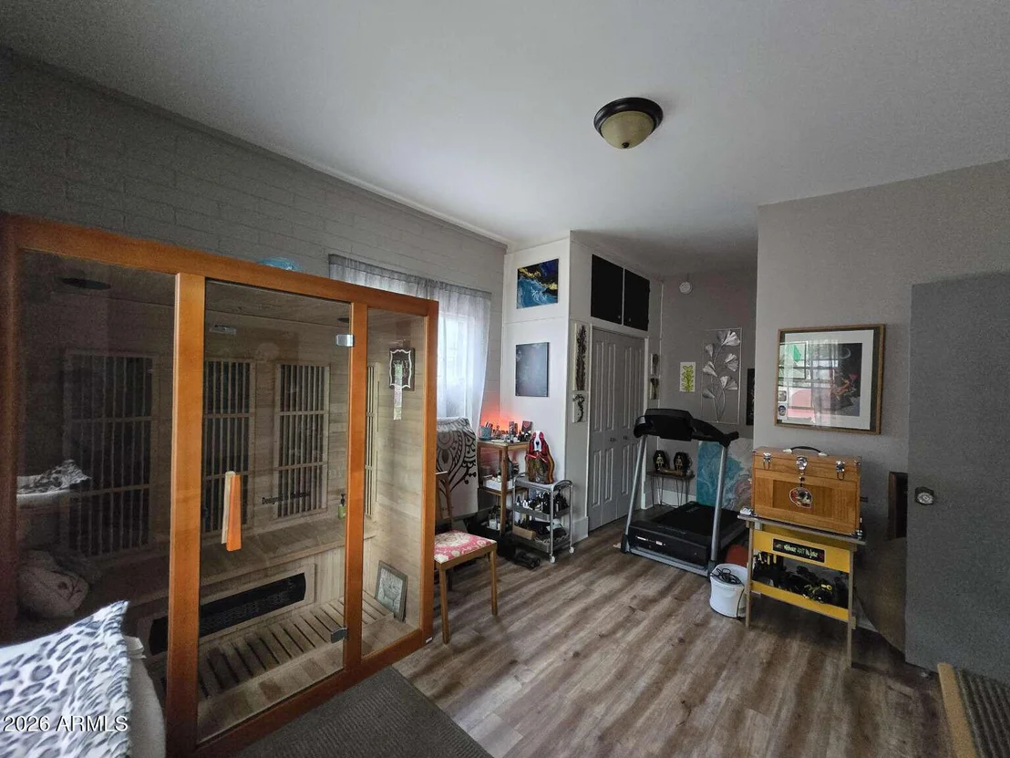 Photo of 501 W VISTA Street
