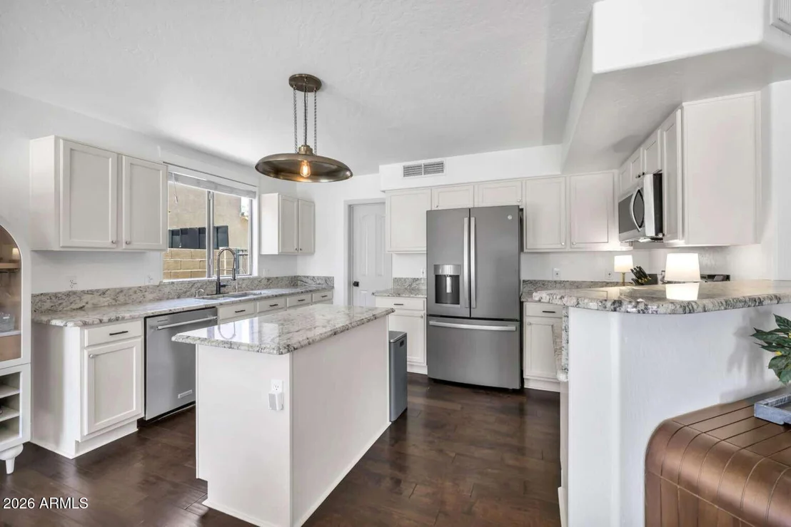 Photo of 1371 E JASPER Drive