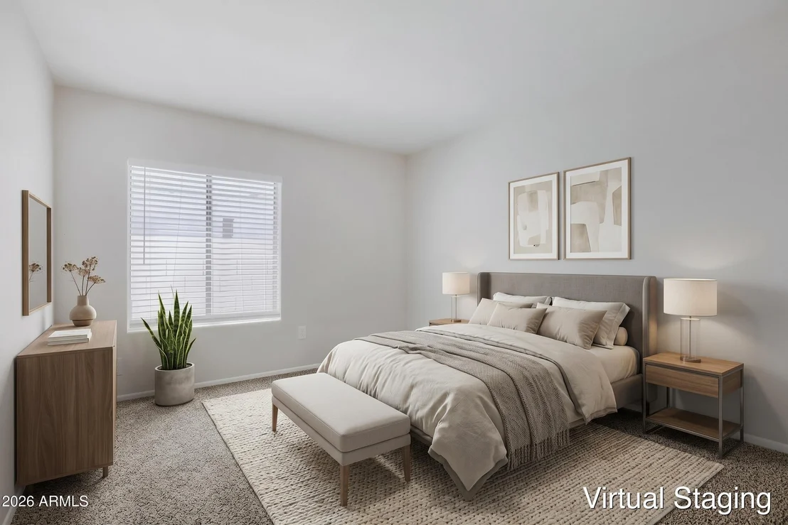 Photo of 415 W GRANDVIEW Road