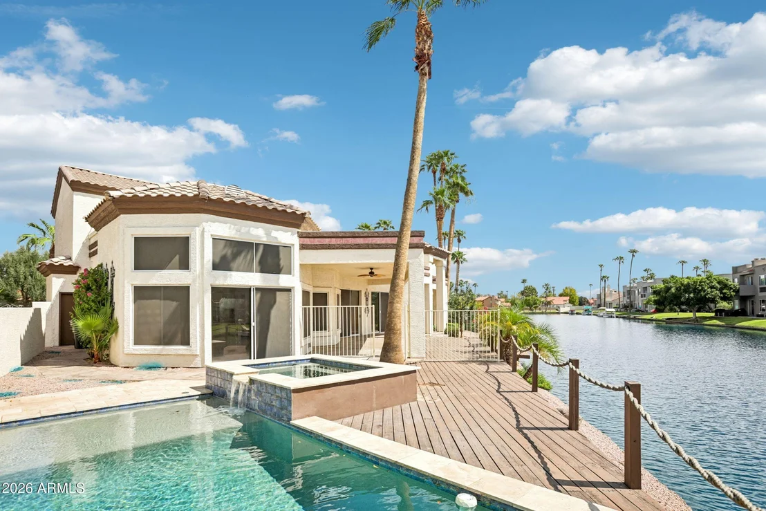 Photo of 1401 W SANDPIPER Drive
