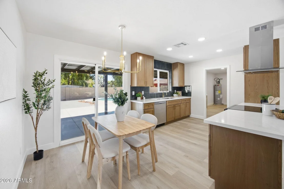 Photo of 1215 W WESCOTT Drive