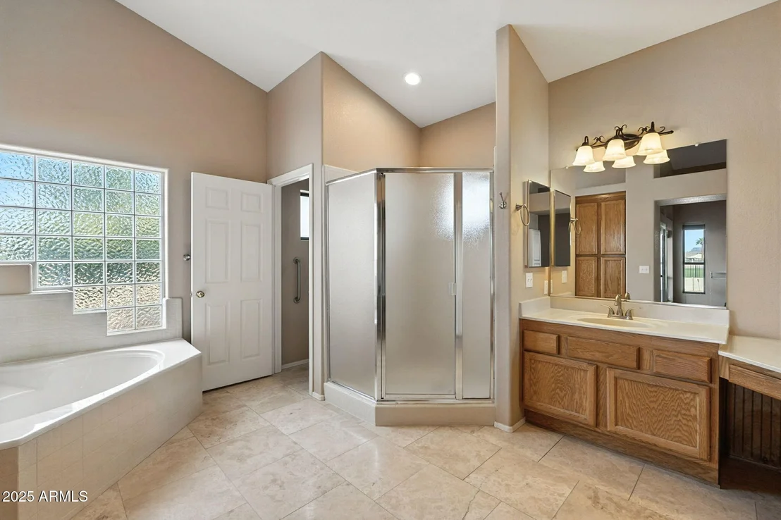 Photo of 2535 N PINNULE Circle