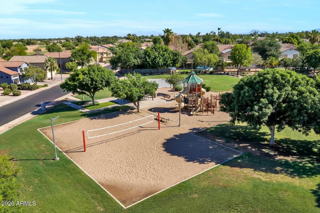 Photo of 1371 E JASPER Drive