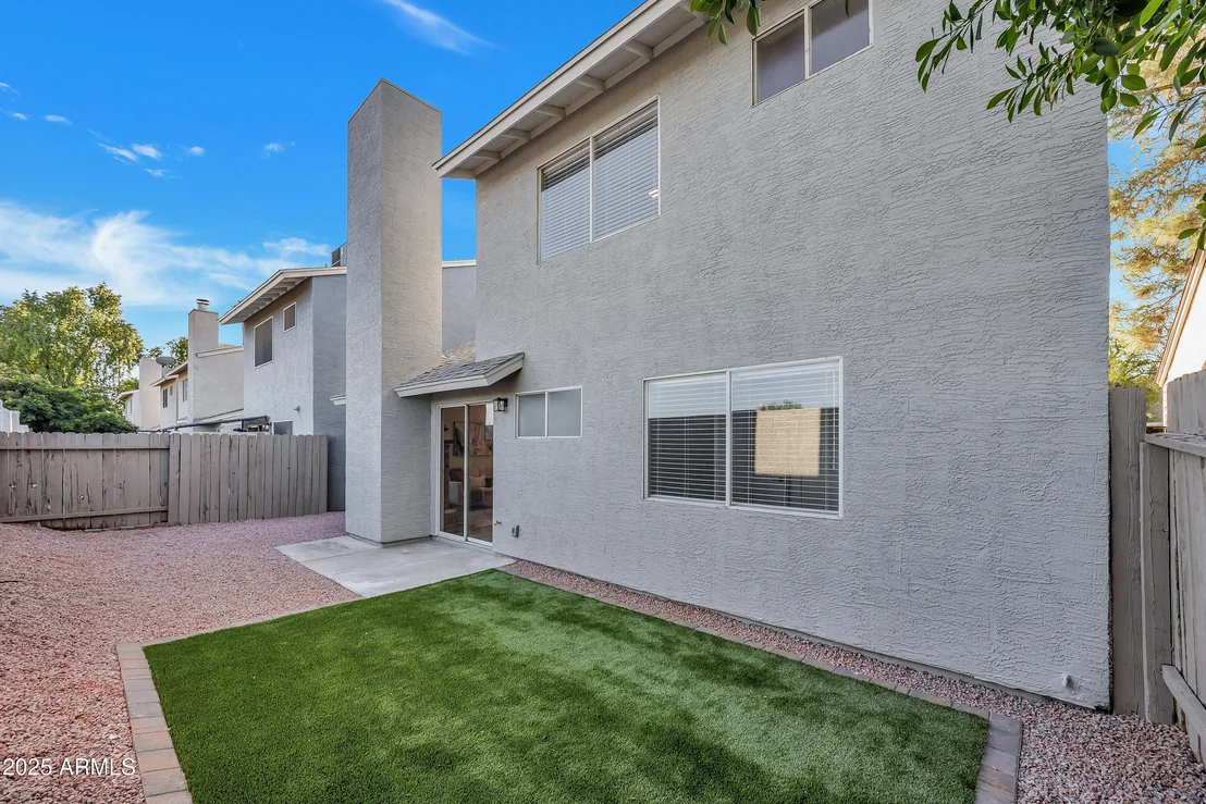 Photo of 18633 N 4TH Avenue