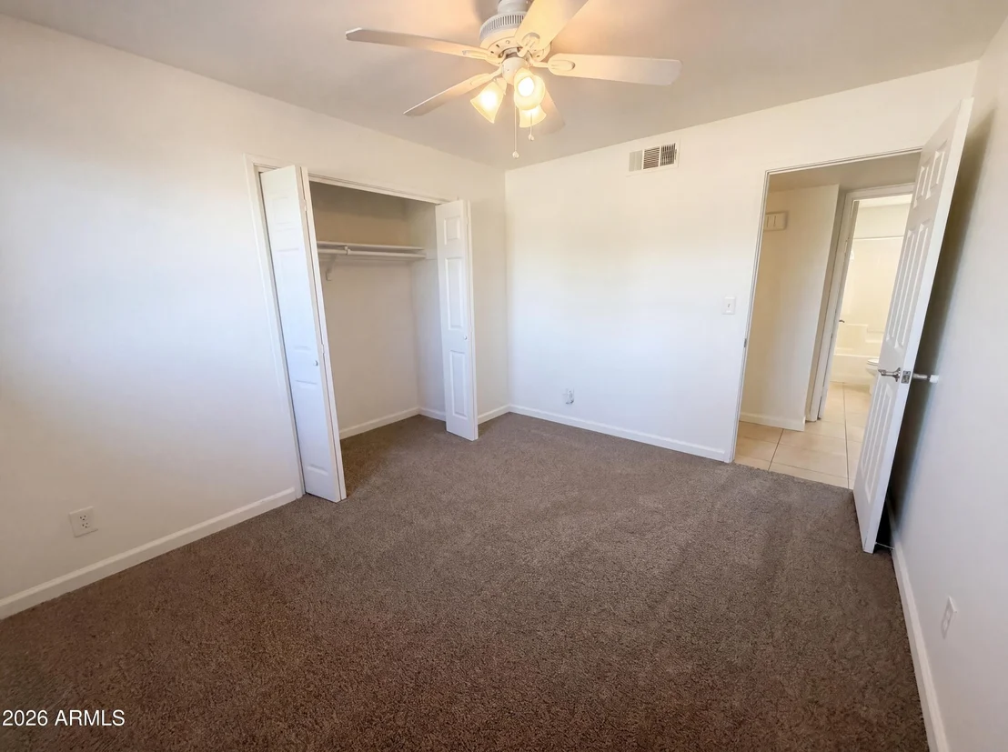 Photo of 438 N ASH --