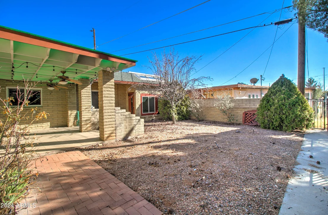 Photo of 295 E HUNTER Drive