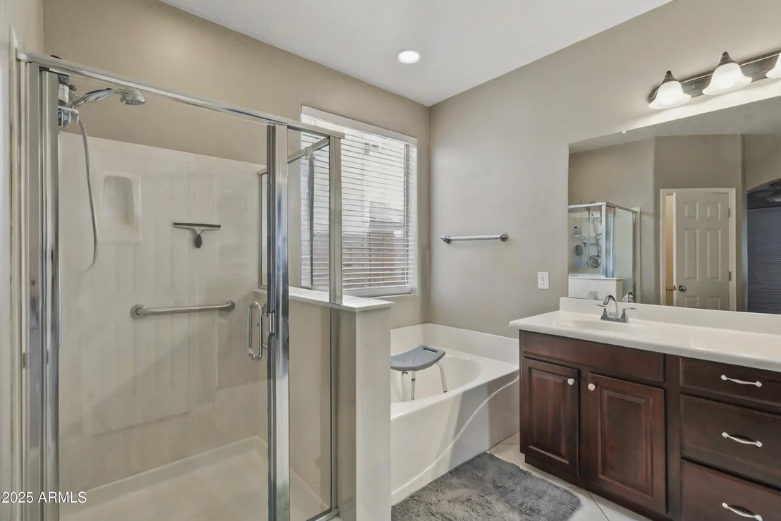 Photo of 43415 W LINDGREN Drive
