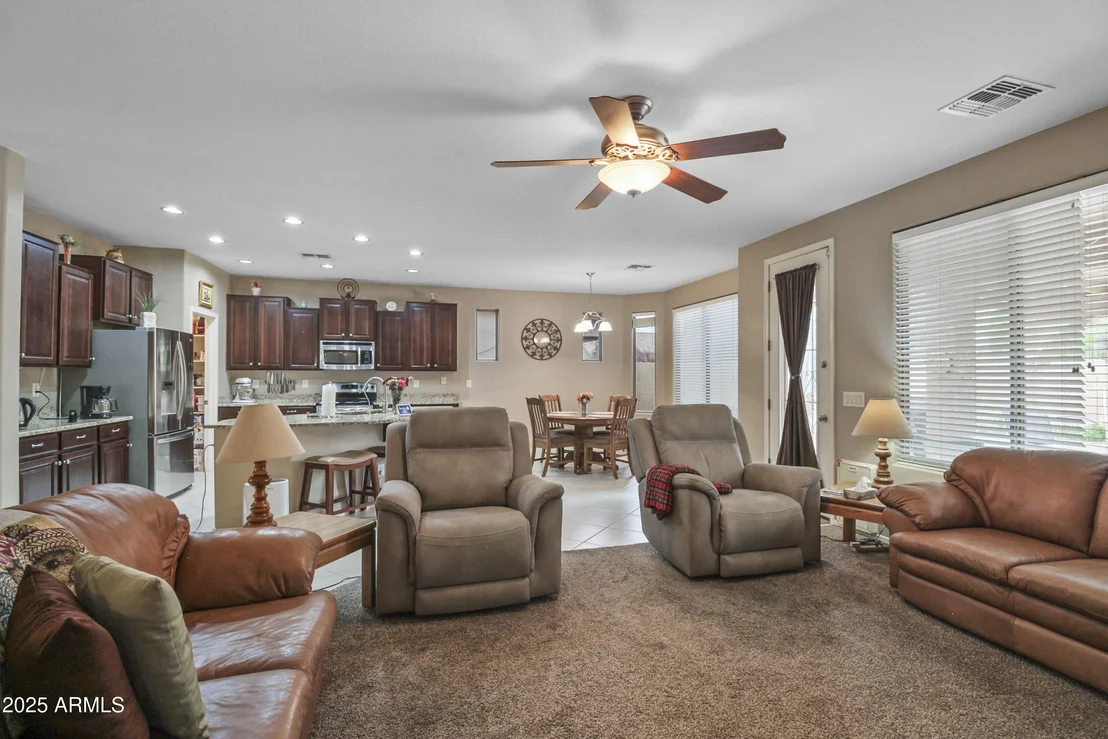 Photo of 43415 W LINDGREN Drive
