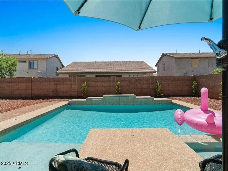 Photo of 271 W ROADRUNNER Drive